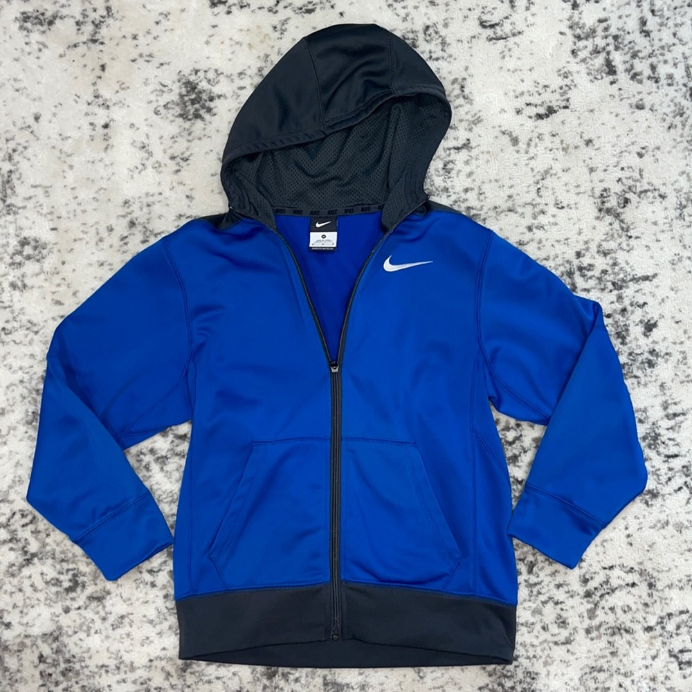 Boys Nike Zip Up Jacket.